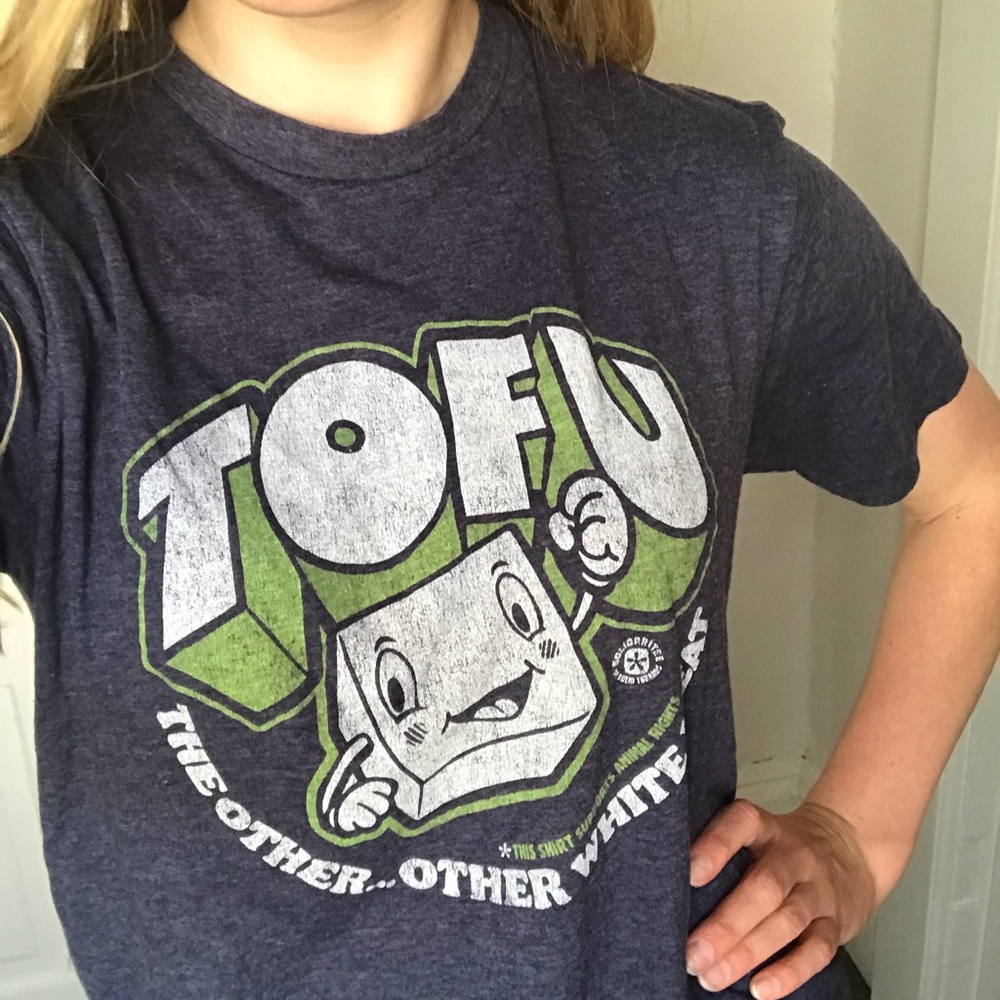 Fun navy blue graphic tee